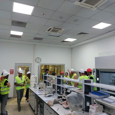 camli-yem-turgutlu-fabrikasi-genc-ziyaretcilerini-agirladi-2